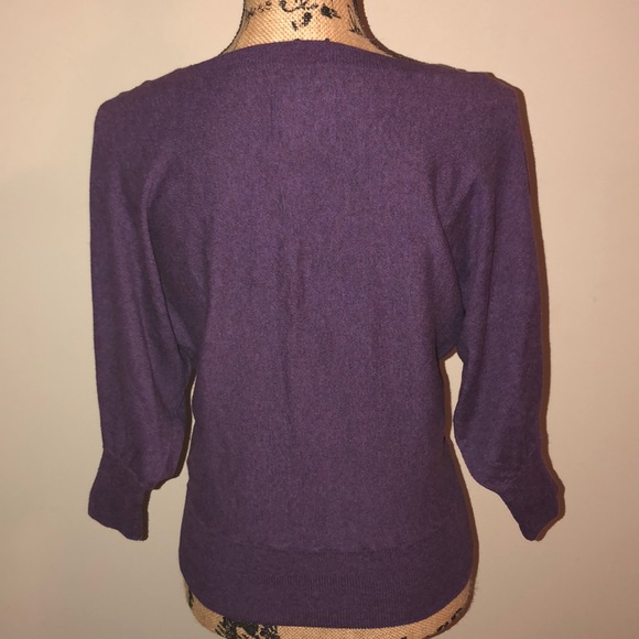 AE cold shoulder top - Picture 3 of 5